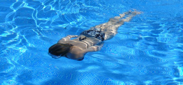 mini piscine pour la maison et pour les enfants